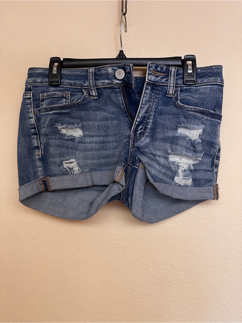 SO Low-Rise Distressed Cuffed Denim Shorts - Blue